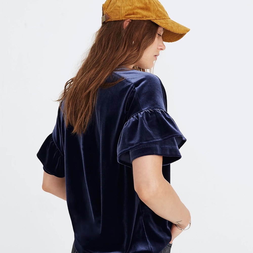 Madewell Velvet Ruffle-Sleeve Tee In Nightfall